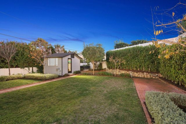 211 Ocean St, Solana Beach, CA 92075