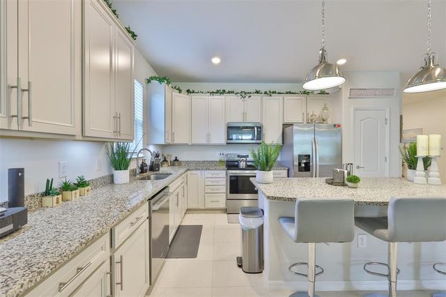10327 MALVASIA AVENUE, Riverview, FL 33578