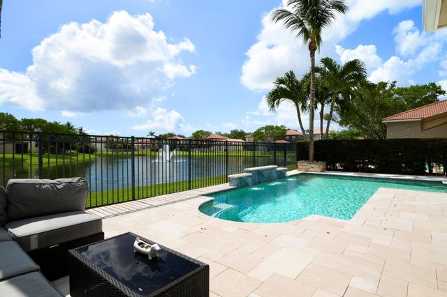 7150 Ivy Crossing Lane, Boynton Beach, FL 33436