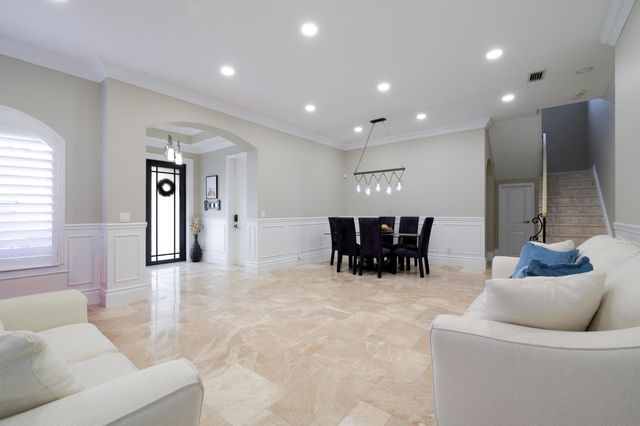 7150 Ivy Crossing Lane, Boynton Beach, FL 33436