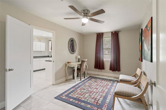 1702 Highway 332 W, Lake Jackson, TX 77566