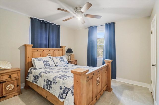 1702 Highway 332 W, Lake Jackson, TX 77566