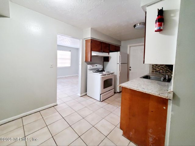 2840 COOK Street, Jacksonville, FL 32254