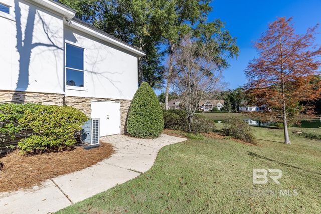 105 Pebble Court, Fairhope, AL 36532