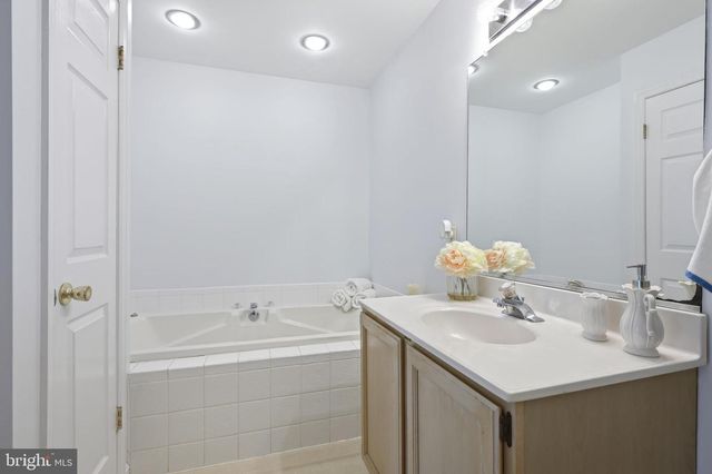 6010 BRIDGEPOINTE DR, Chester, MD 21619