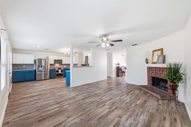 8900 Harvest Moon Trail, Denton, TX 76210