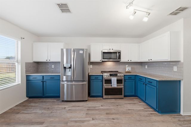 8900 Harvest Moon Trail, Denton, TX 76210