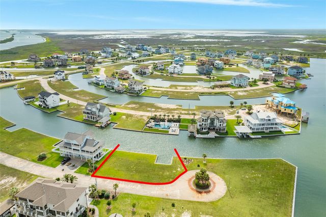 18 Ramrod, Hitchcock, TX 77563