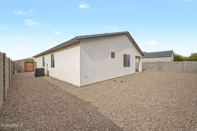 9051 W MAGNUM Drive, Arizona City, AZ 85123