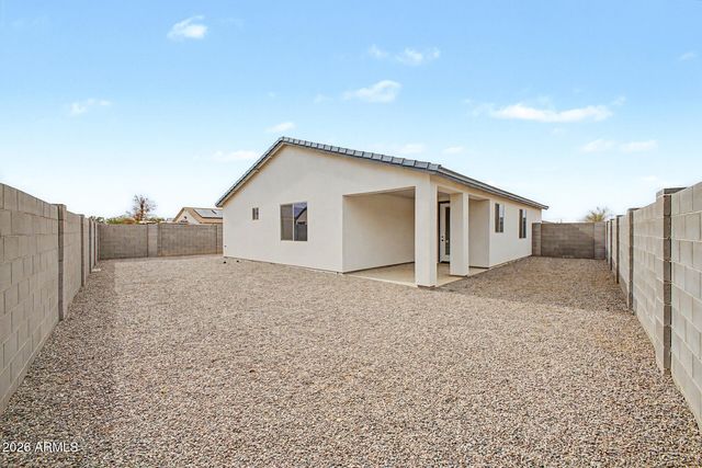 9051 W MAGNUM Drive, Arizona City, AZ 85123