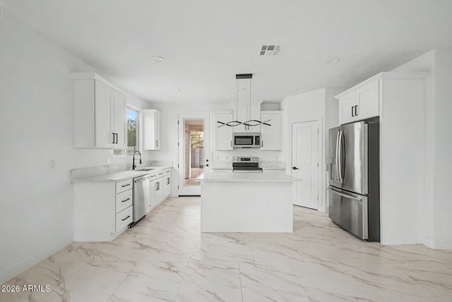 9051 W MAGNUM Drive, Arizona City, AZ 85123