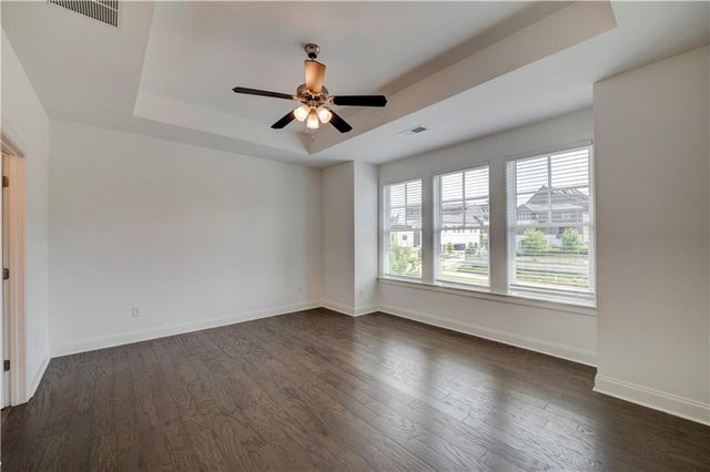 6532 Beacon Drive, Atlanta, GA 30328
