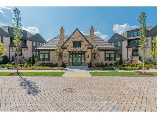 6532 Beacon Drive, Atlanta, GA 30328