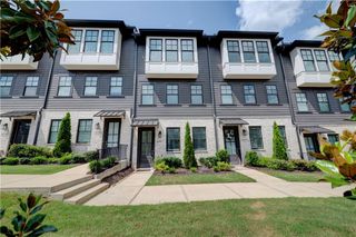 6532 Beacon Drive, Atlanta, GA 30328