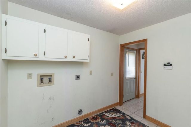 24069 Chieftain Road, Lawrence, KS 66044