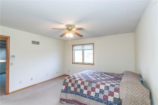24069 Chieftain Road, Lawrence, KS 66044