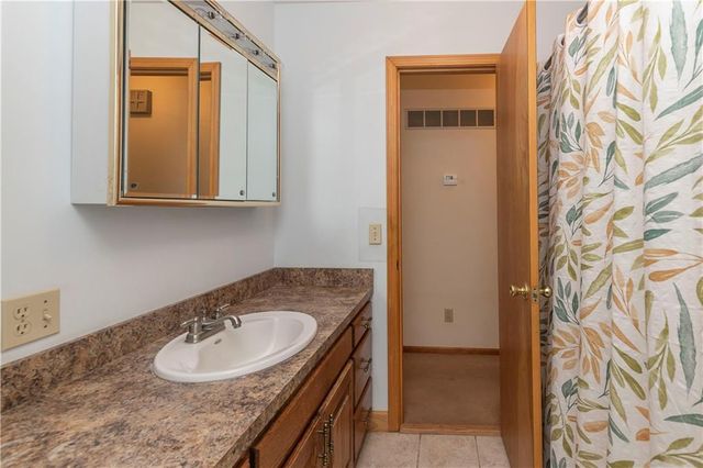 24069 Chieftain Road, Lawrence, KS 66044