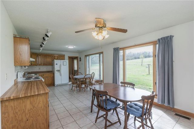 24069 Chieftain Road, Lawrence, KS 66044