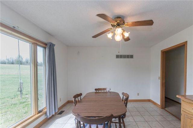 24069 Chieftain Road, Lawrence, KS 66044