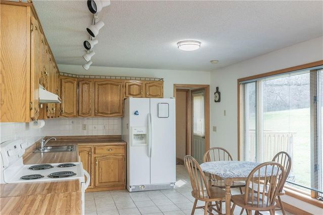 24069 Chieftain Road, Lawrence, KS 66044