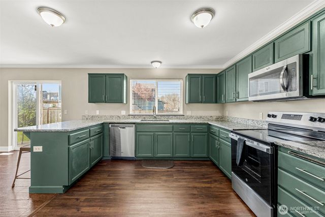 9115 Paradise View Court SE, Yelm, WA 98597