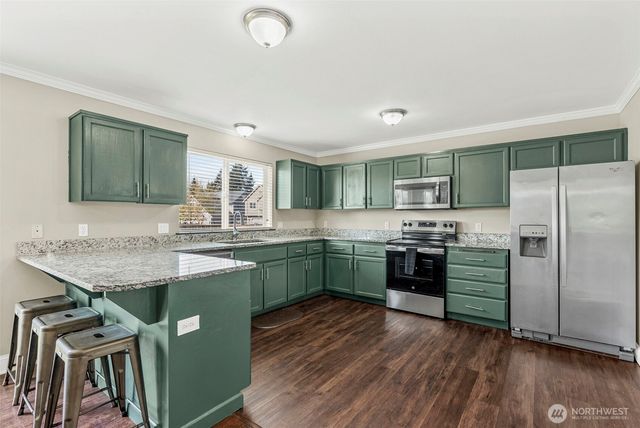 9115 Paradise View Court SE, Yelm, WA 98597