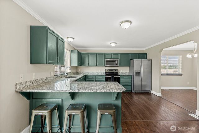 9115 Paradise View Court SE, Yelm, WA 98597