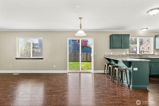 9115 Paradise View Court SE, Yelm, WA 98597