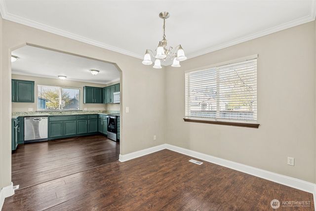 9115 Paradise View Court SE, Yelm, WA 98597