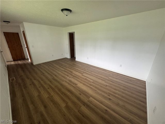 811 23rd Street, Vienna, WV 26105