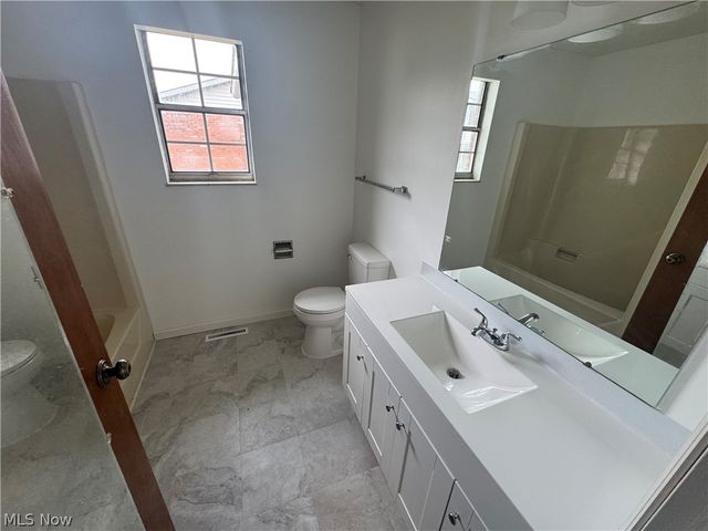 811 23rd Street, Vienna, WV 26105