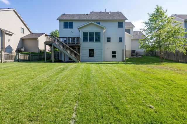3212 Summertree Avenue, Bettendorf, IA 52722