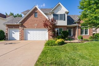 3212 Summertree Avenue, Bettendorf, IA 52722