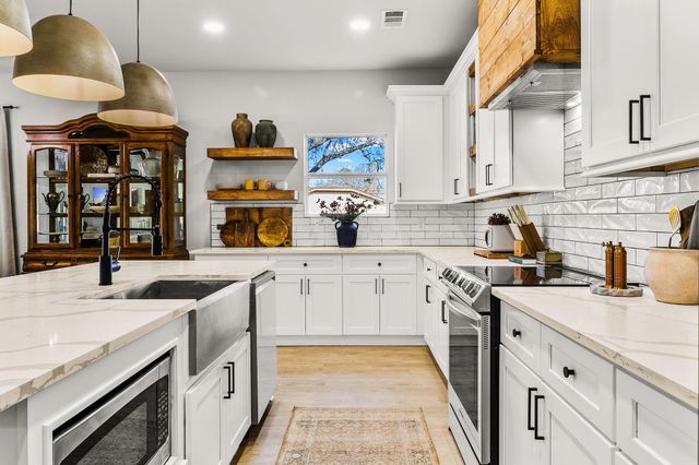 162 Legend Lane, Livingston, TX 77351