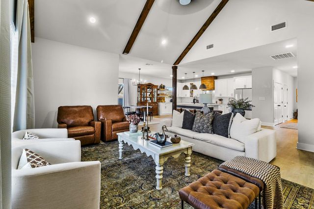 162 Legend Lane, Livingston, TX 77351