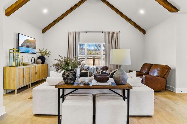 162 Legend Lane, Livingston, TX 77351