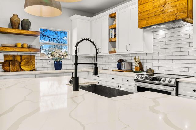 162 Legend Lane, Livingston, TX 77351