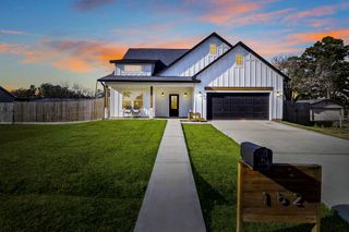 162 Legend Lane, Livingston, TX 77351