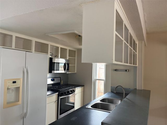 7404 Bethune Ave, Austin, TX 78752