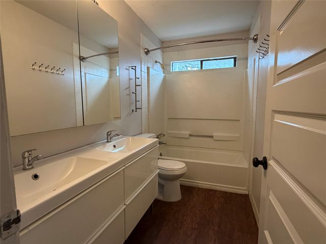 7404 Bethune Ave, Austin, TX 78752