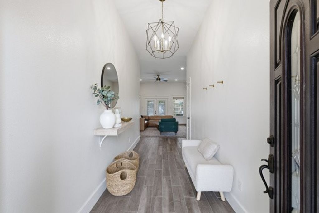 3247 Darvany Drive, Dallas, TX 75220 — photo 4