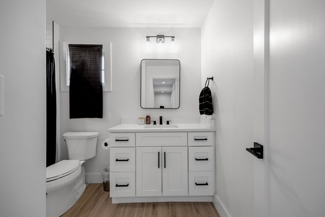 1813 River St 1813, Boston, MA 02136