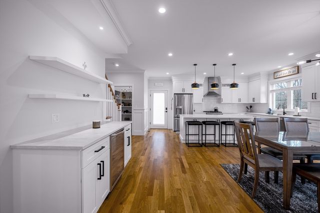 1813 River St 1813, Boston, MA 02136