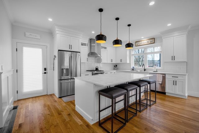 1813 River St 1813, Boston, MA 02136