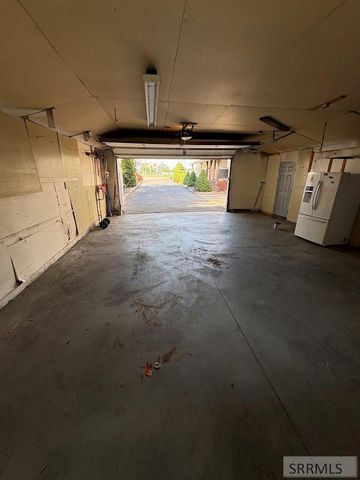 880 1st Street, Idaho Falls, ID 83401