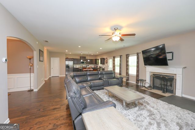 217 Briandwood Drive, Newnan, GA 30265