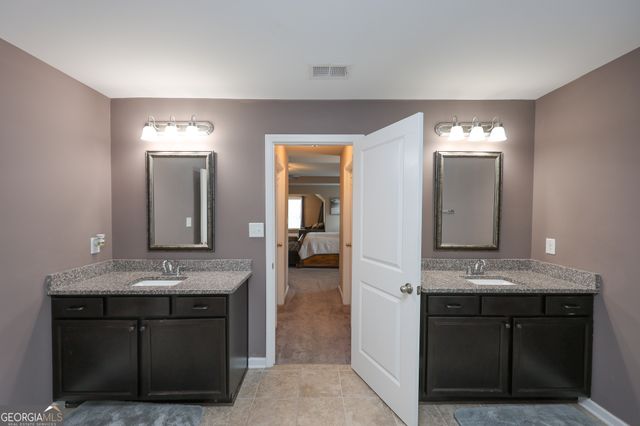 217 Briandwood Drive, Newnan, GA 30265