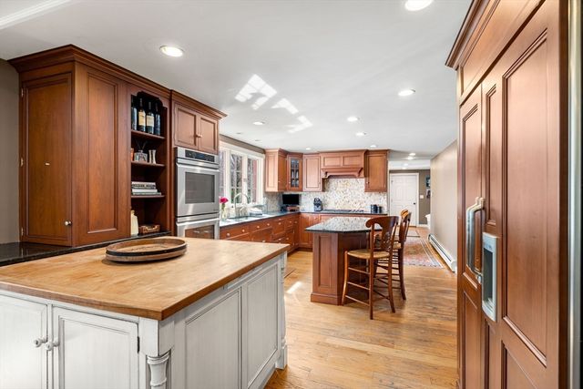 3 Buchan Road, Andover, MA 01810