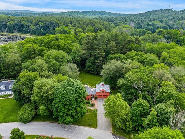 3 Buchan Road, Andover, MA 01810