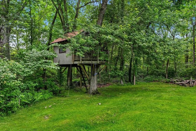 3 Buchan Road, Andover, MA 01810